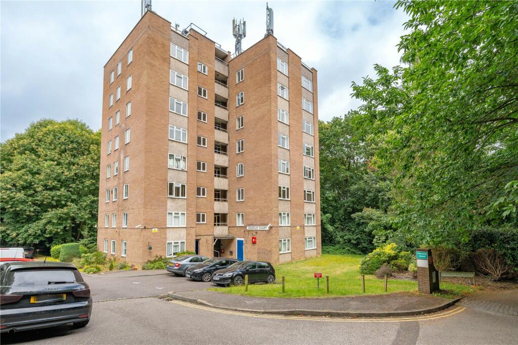 2 bedroom flat for sale in Boarley Court, Cuckoowood Avenue, Maidstone ...