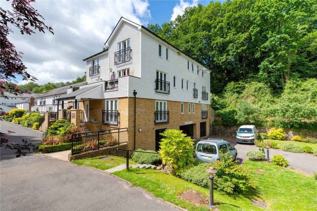 Main image of property: Hayle Mill Road, Maidstone, ME15