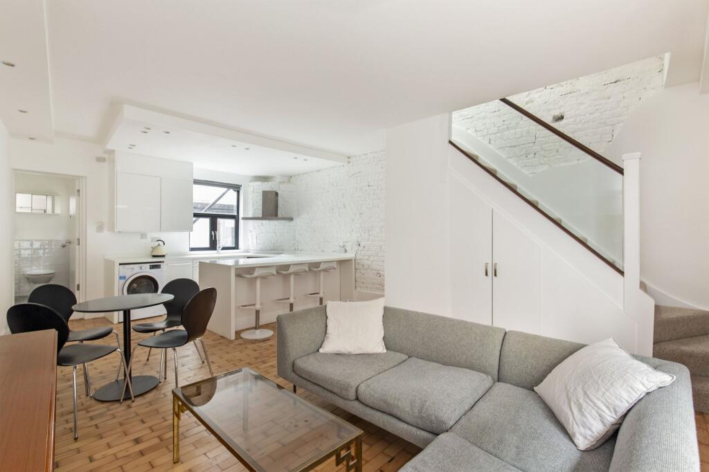 Main image of property: Bradbury Mews, London, N16