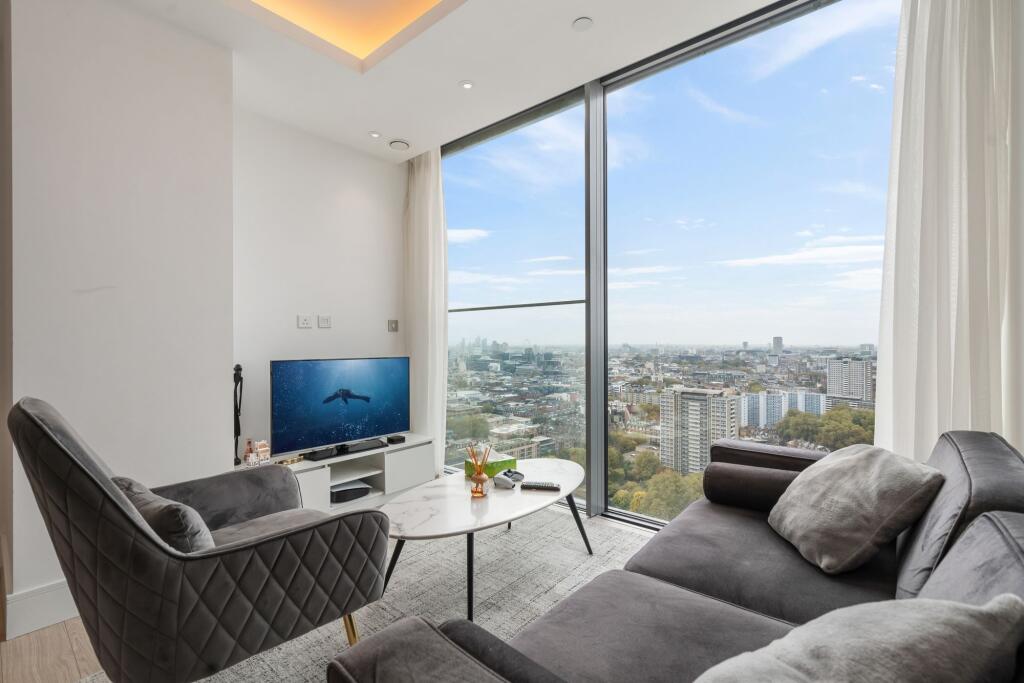 Main image of property: Carrara Tower, Bollinder Place, London EC1V