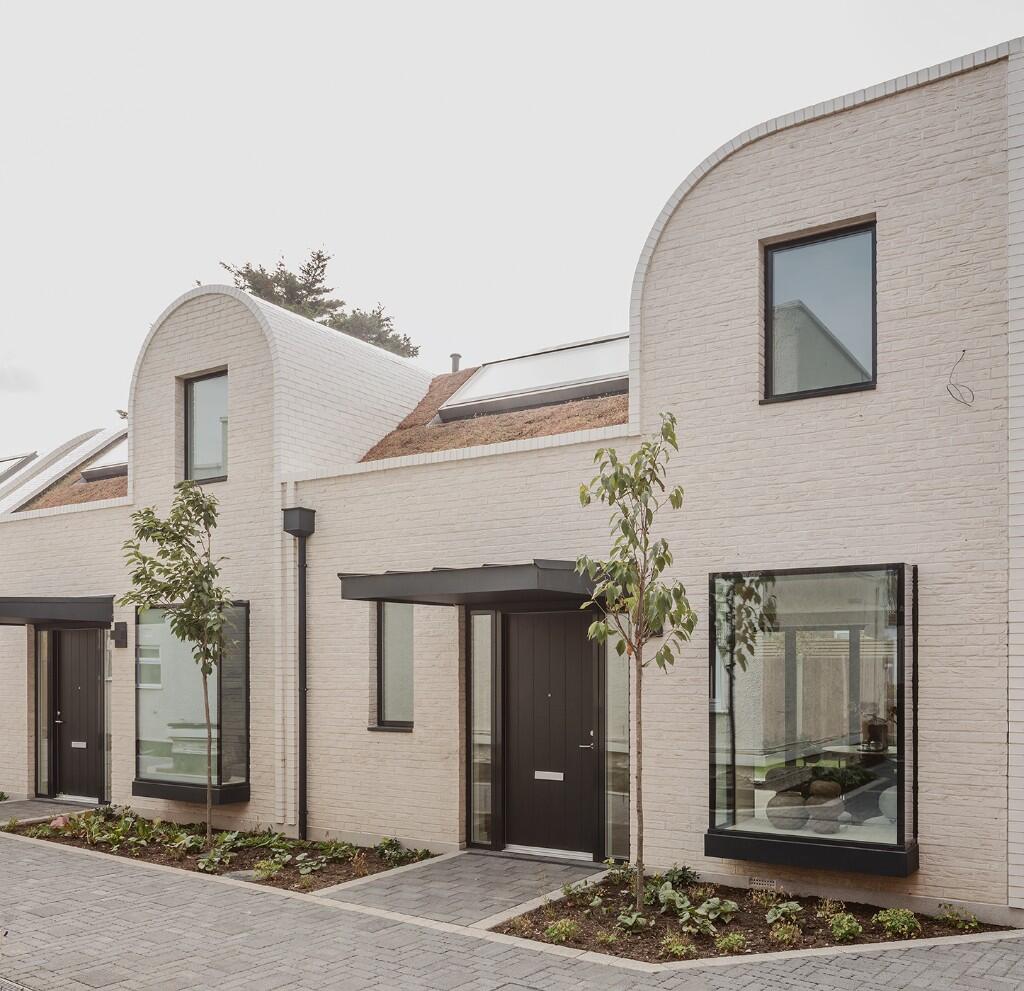 Main image of property: Stark Mews, London, E17
