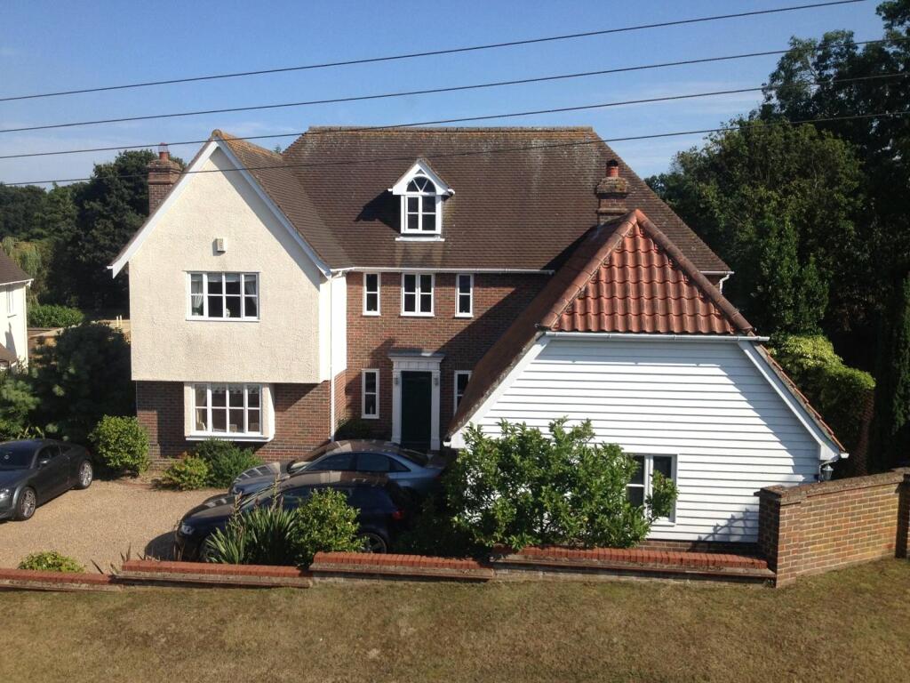 5 bedroom detached house for sale in Ferry Road, Fingringhoe