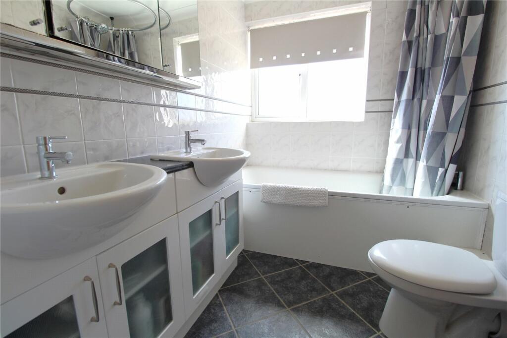 Additional property image - Malting Green Road, Layer-de-la-haye, Colchester, CO2