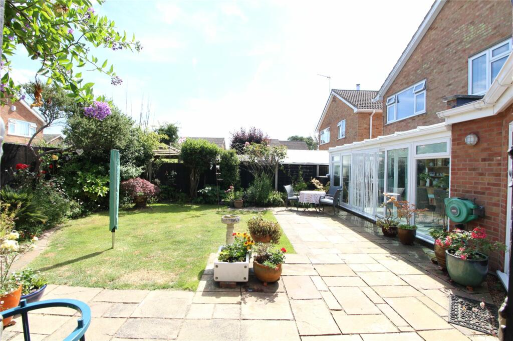 Additional property image - Malting Green Road, Layer-de-la-haye, Colchester, CO2