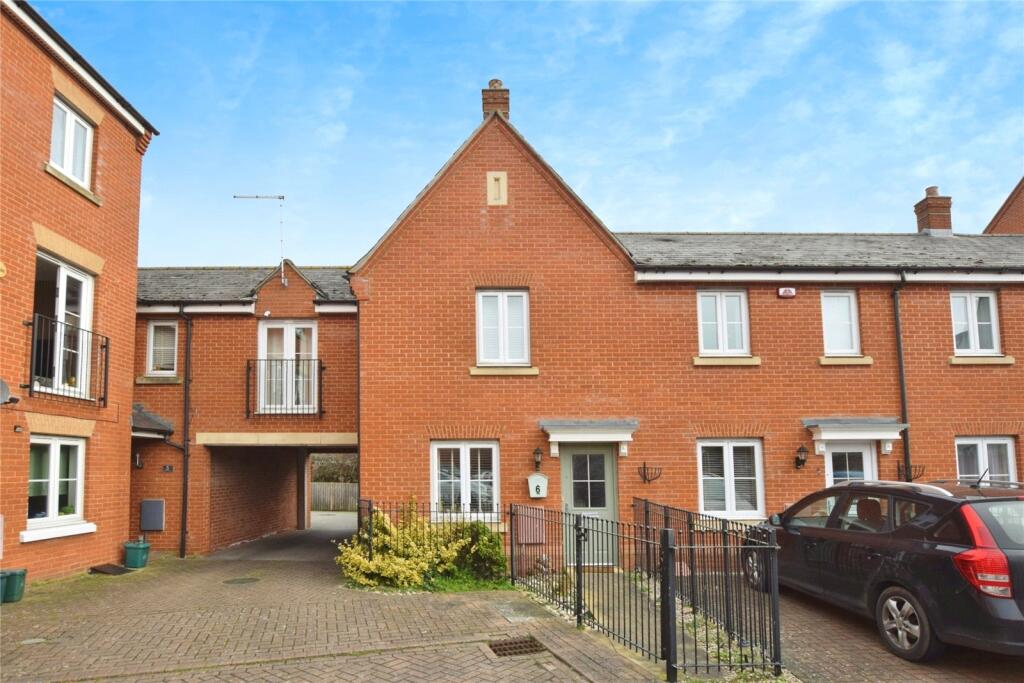 Main image of property: Roper Close, Colchester, Essex, CO4