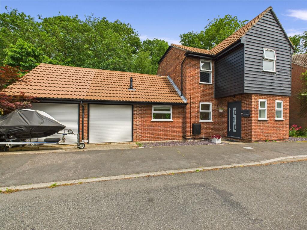 Main image of property: Deben Road, Colchester, Essex, CO4