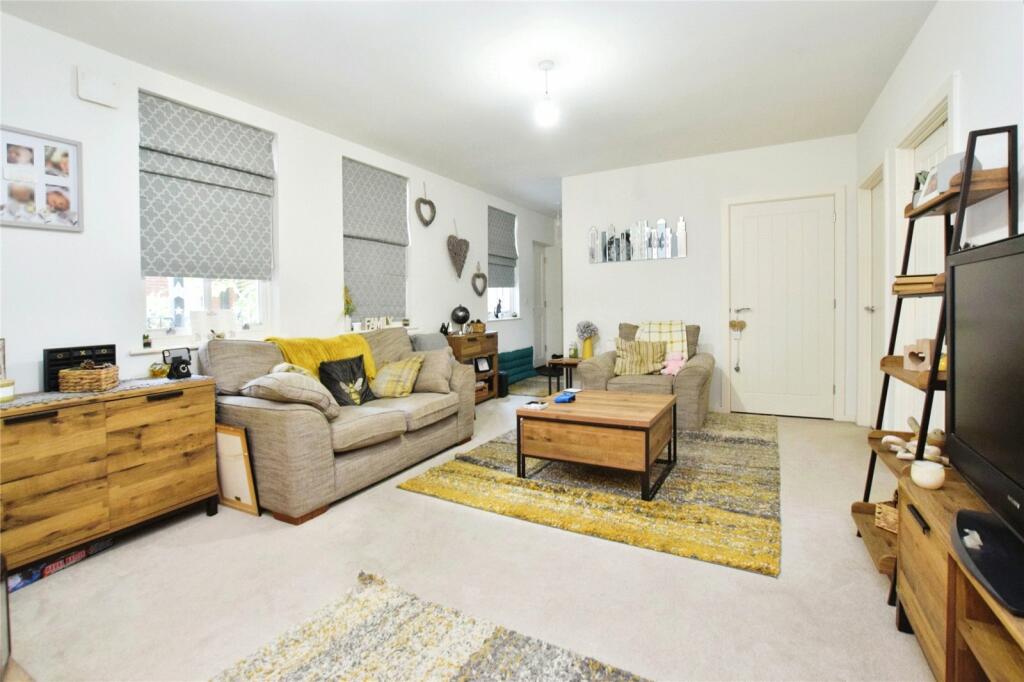 Additional property image - Castle Court, Colchester, Essex, CO1