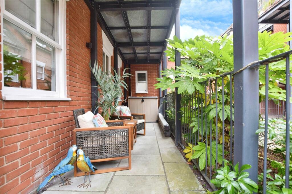 Additional property image - Castle Court, Colchester, Essex, CO1