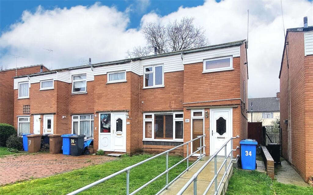 3 bedroom end of terrace house for sale in Fritton Close, Ipswich, Suffolk, IP2
