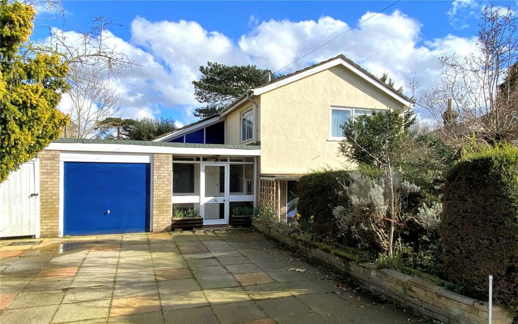 4 bedroom detached house for sale in Constable Road, Ipswich, Suffolk, IP4