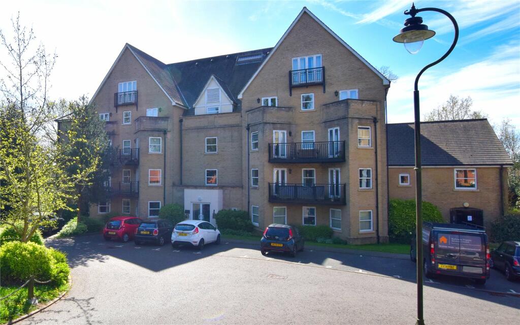 2 bedroom apartment for sale in St. Marys Road, Ipswich, Suffolk, IP4