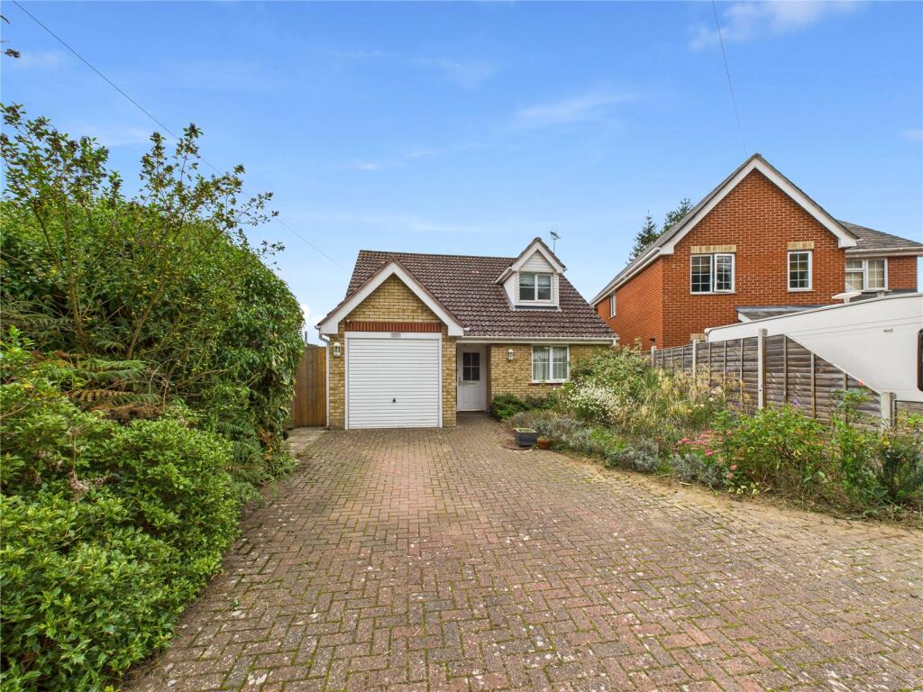 Main image of property: Dobbs Lane, Kesgrave, Ipswich, Suffolk, IP5