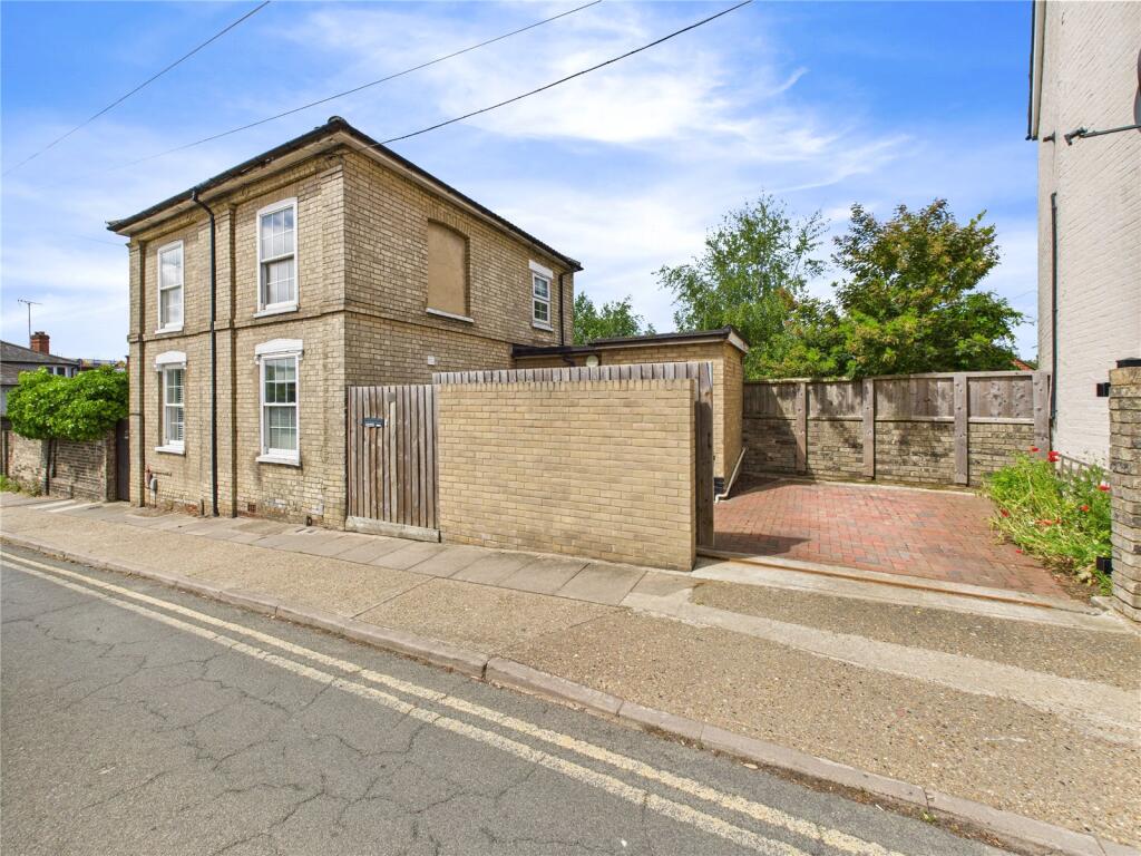 Main image of property: High Street, Ipswich, Suffolk, IP1