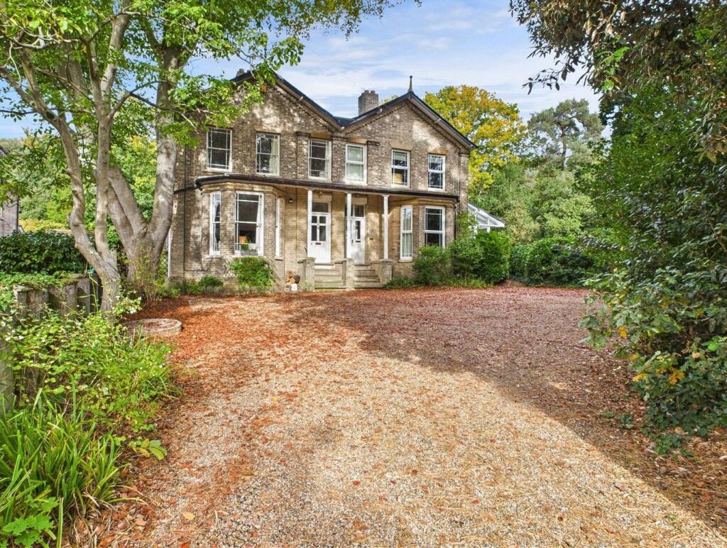 Main image of property: Graham Road, Ipswich, Suffolk, IP1