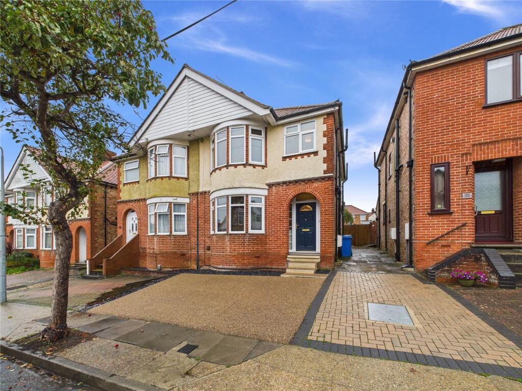 Main image of property: Mornington Avenue, Ipswich, Suffolk, IP1