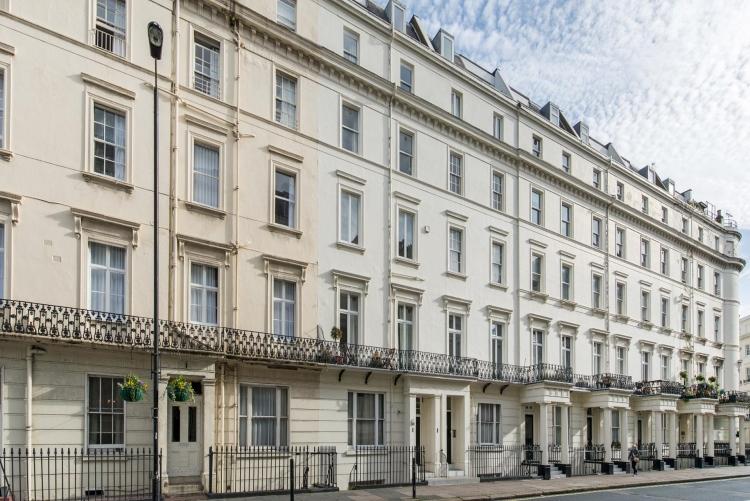 2 bedroom apartment for rent in Gloucester Terrace London W2