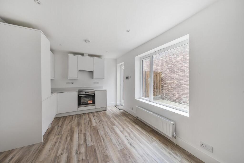 Main image of property: The Avenue, Ealing, London, W13