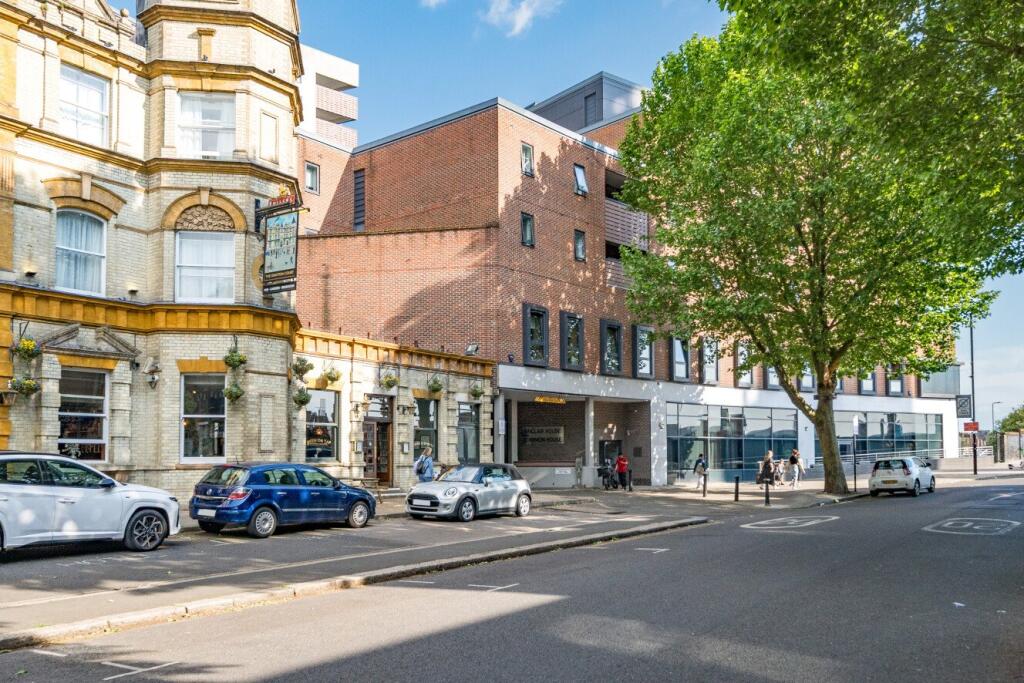 Main image of property: The Avenue, West Ealing, London, W13