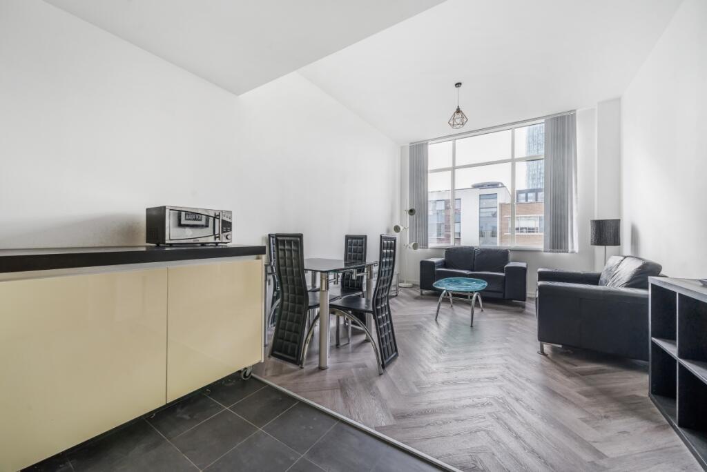 Main image of property: Great West Road, Brentford, TW8
