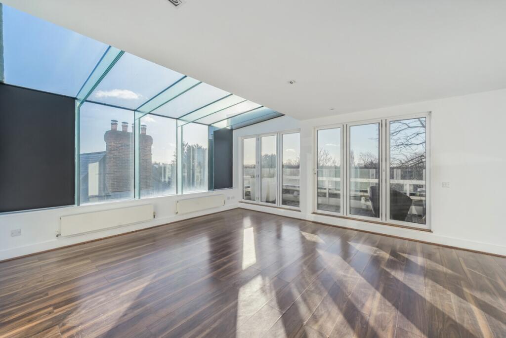 Main image of property: Bolton Road, London, W4