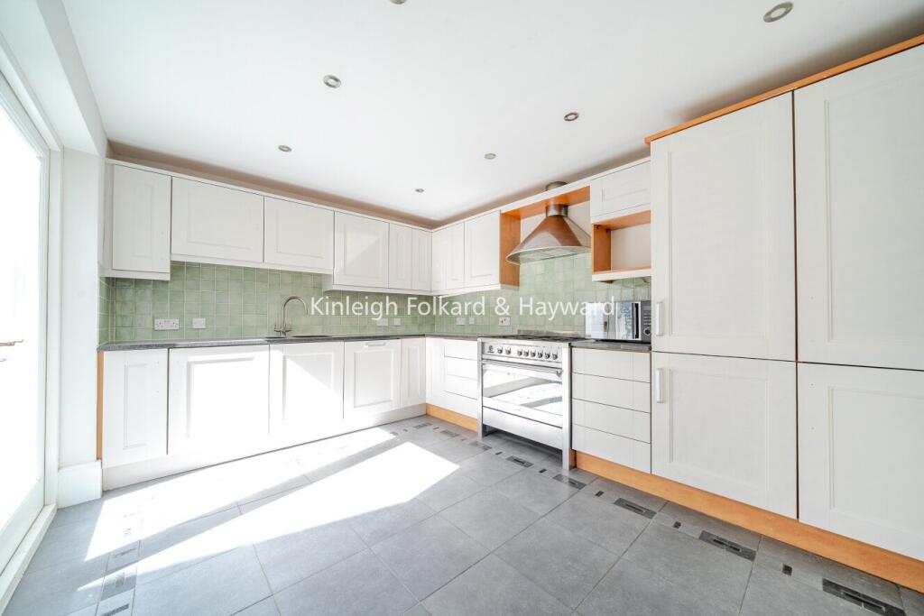 Main image of property: Heathfield Gardens, London, W4