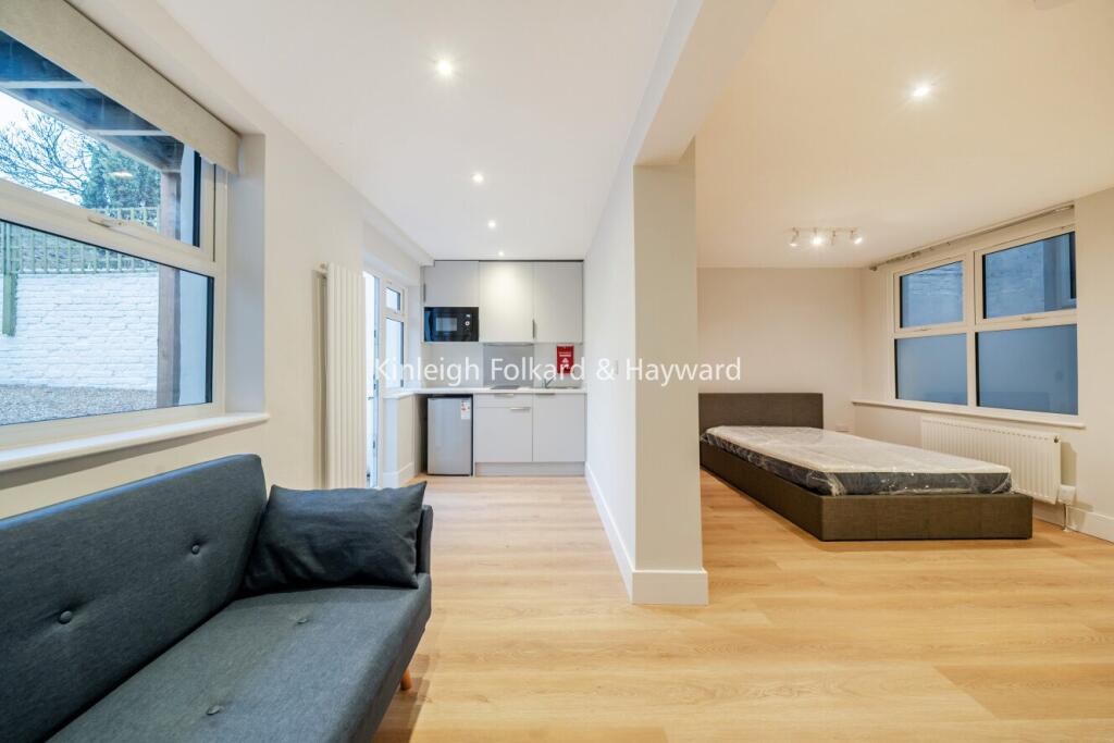 Main image of property: Uxbridge Road, London, W12