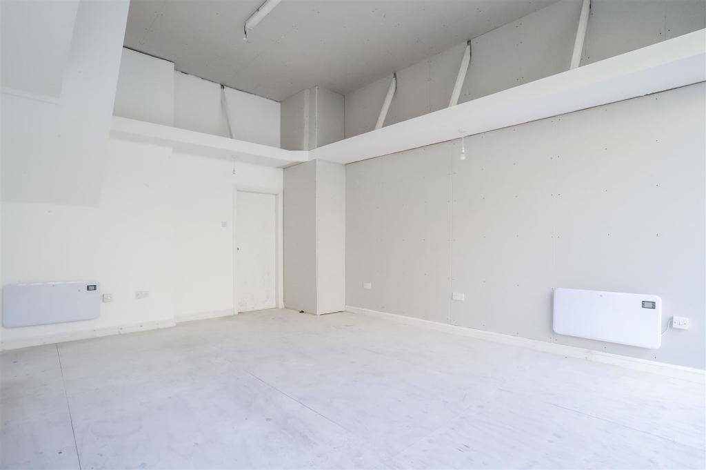 Additional property image - 48 Deardengate, Haslingden