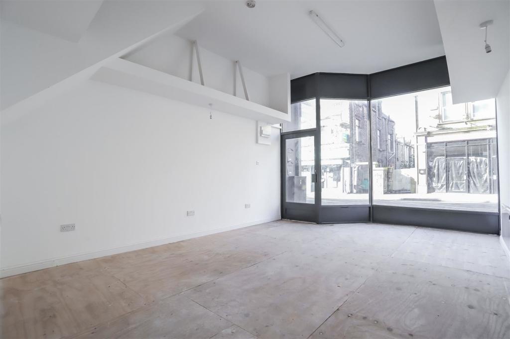Additional property image - 50 Deardengate
