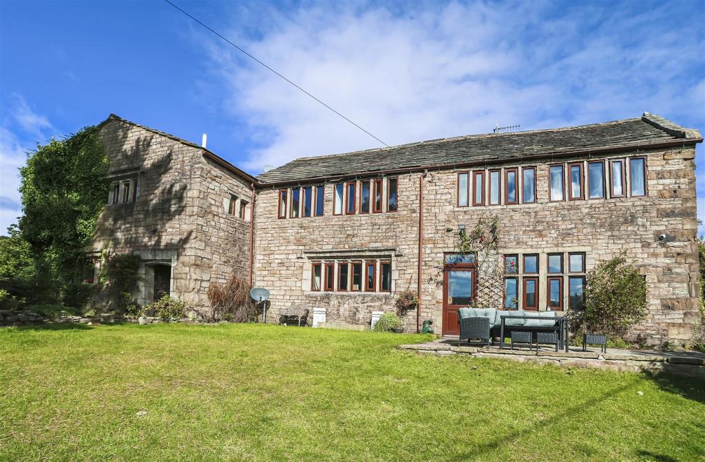 4 bedroom farm house for sale in Waggoner Tunstead Farm, Tunstead, OL13