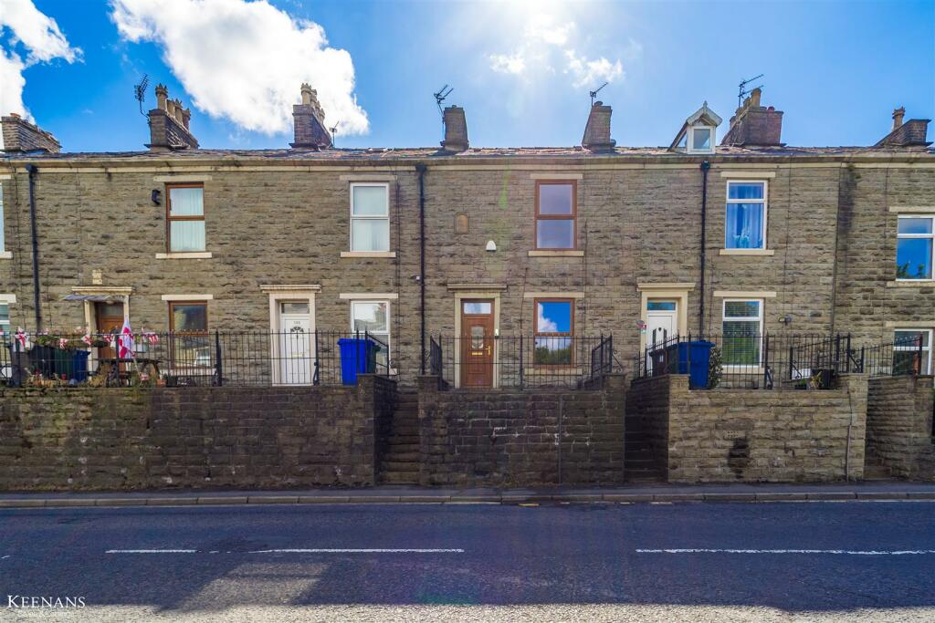 2 bedroom terraced house for sale in Blackburn Road, Haslingden