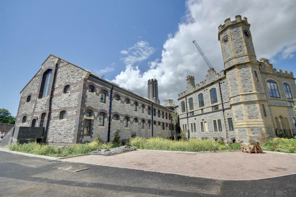 2 bedroom duplex for rent in The Old Portsmouth Gaol, PO3