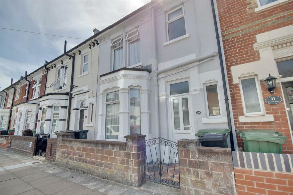 3 bedroom terraced house for sale in Preston Road, Portsmouth, PO2