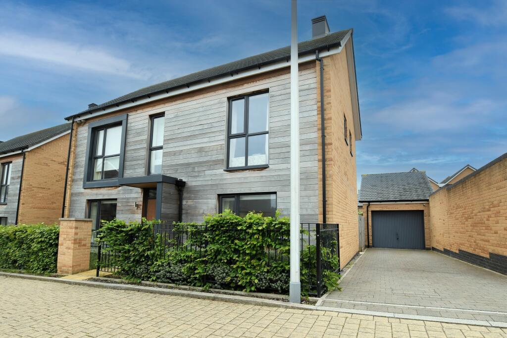 4 bedroom detached house for sale in Ormrod Grove, Locking Parklands