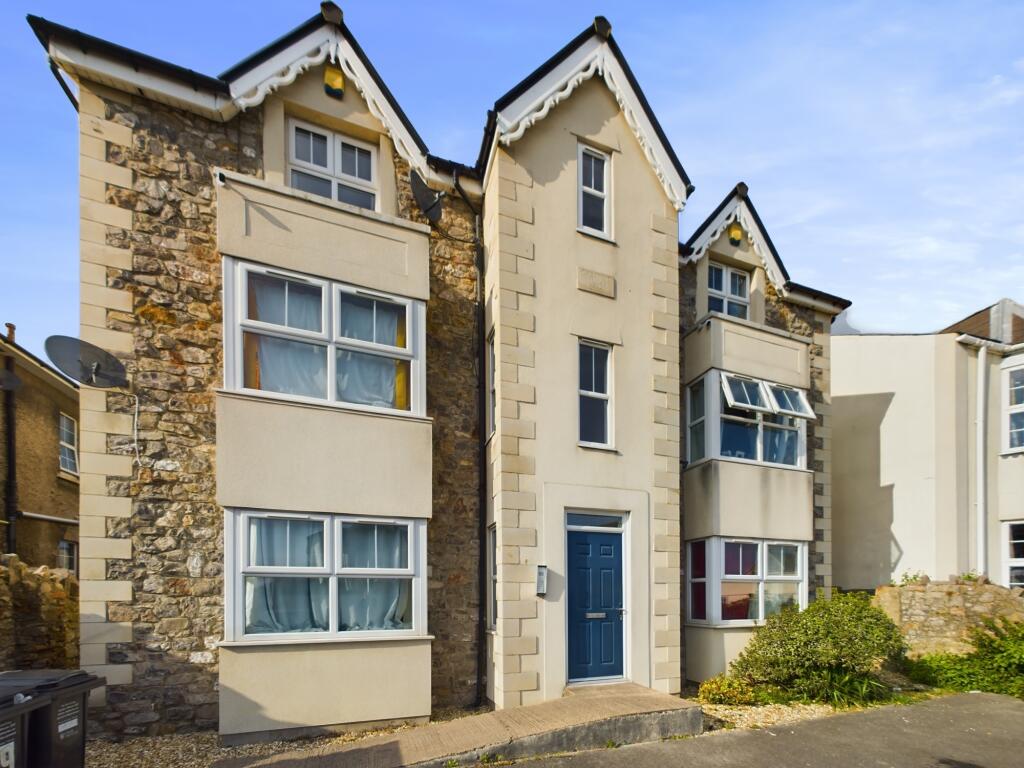 2 bedroom apartment for sale in Locking Road, WestonsuperMare, North