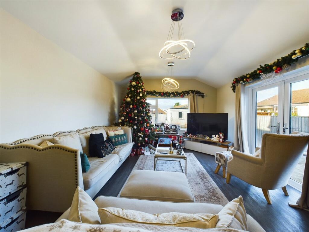 Additional property image - Cygnet Crescent, Weston-Super-Mare, North Somerset, BS22