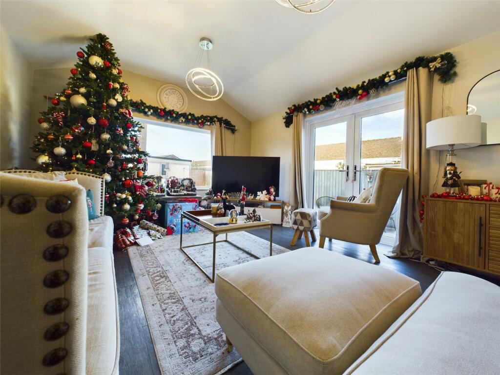 Additional property image - Cygnet Crescent, Weston-Super-Mare, North Somerset, BS22