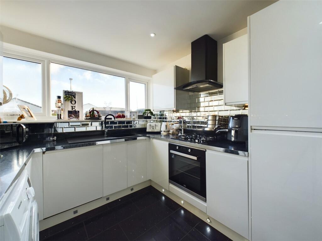 Additional property image - Cygnet Crescent, Weston-Super-Mare, North Somerset, BS22