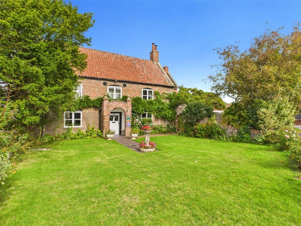 Main image of property: Hurn Lane, Berrow, Burnham-on-Sea, Somerset, TA8