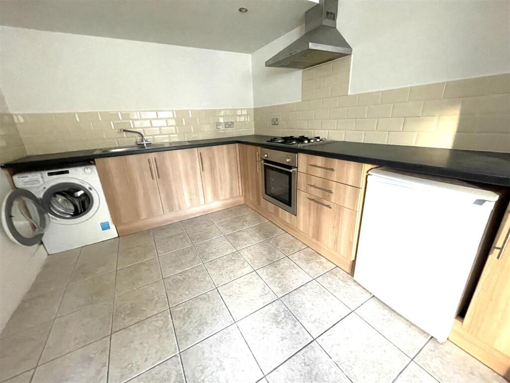 Main image of property: Creek Road