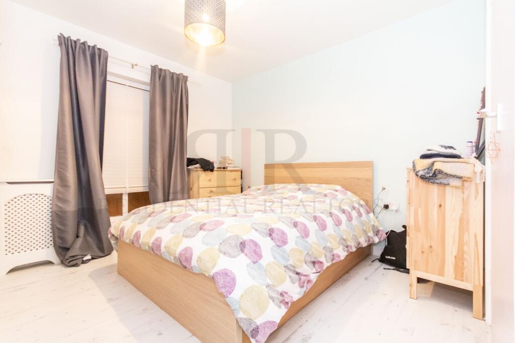 Main image of property: 8 Dorton Close, London SE15