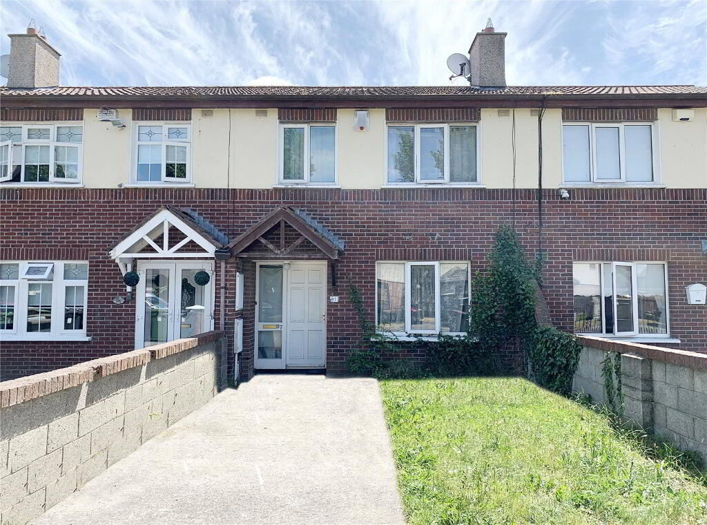 3 bedroom terraced house for sale in Dublin, Ireland