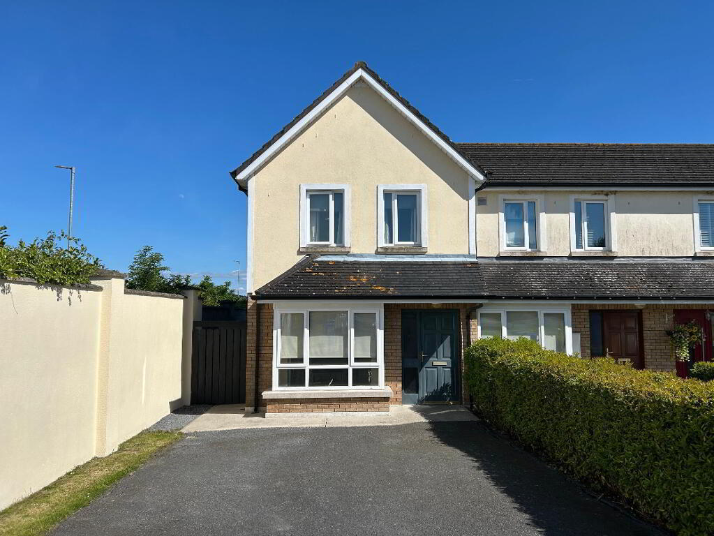 Main image of property: 33 Roselawn, Bolton Woods, Callan