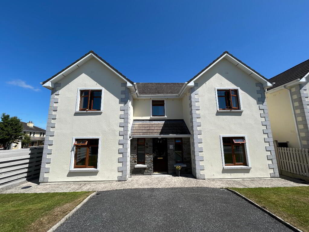 Main image of property: 32 Cois Na Habháinn, Mullinahone, Thurles