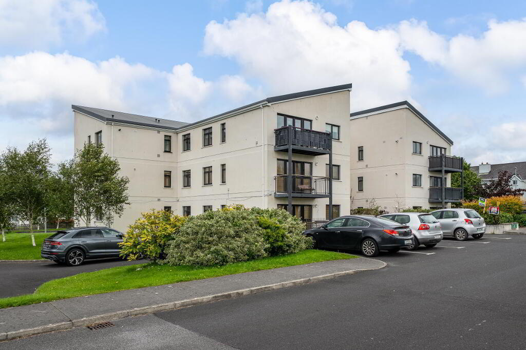 Main image of property: 8 Montrey Pine, River Village, Monksland, Athlone