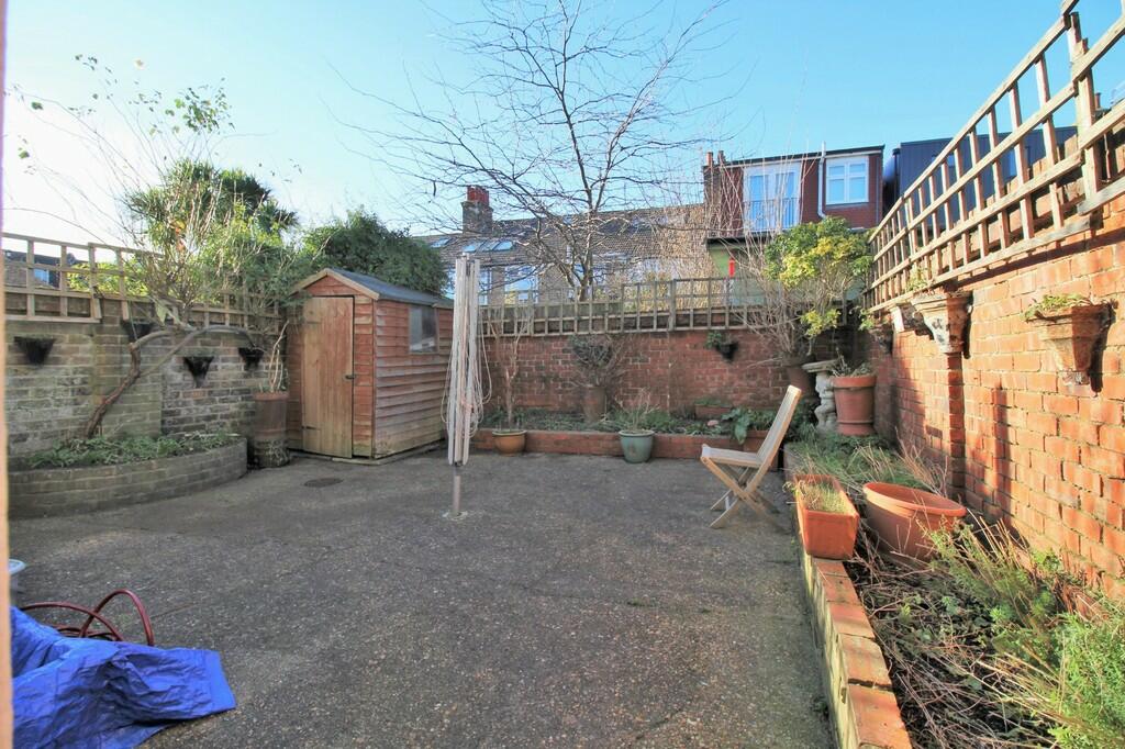 Additional property image - Ferndale Road, Hove