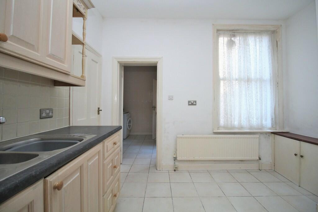 Additional property image - Ferndale Road, Hove