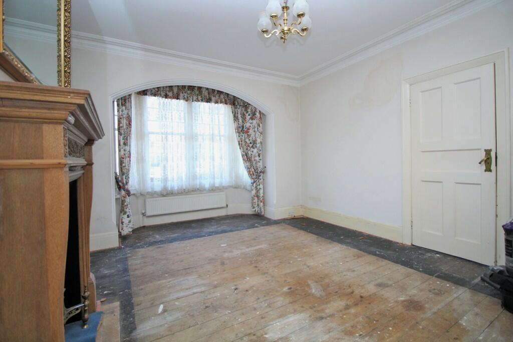 Additional property image - Ferndale Road, Hove