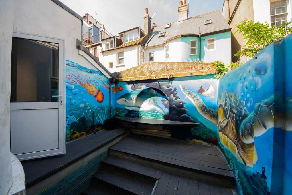 Additional property image - Broad Street, Brighton