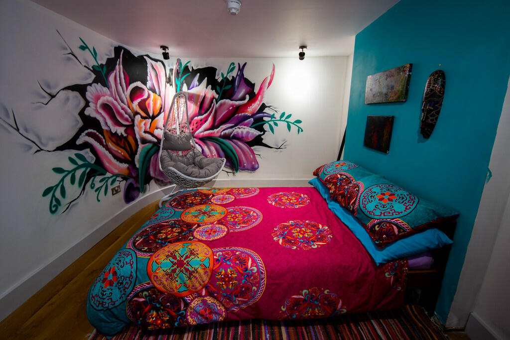 Additional property image - Broad Street, Brighton