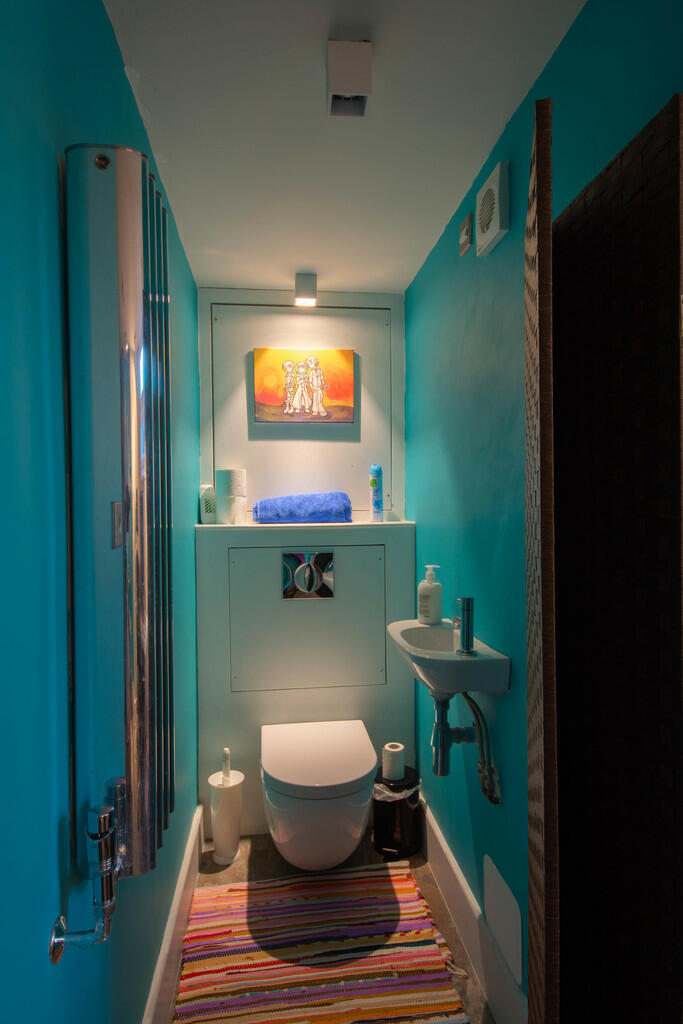 Additional property image - Broad Street, Brighton